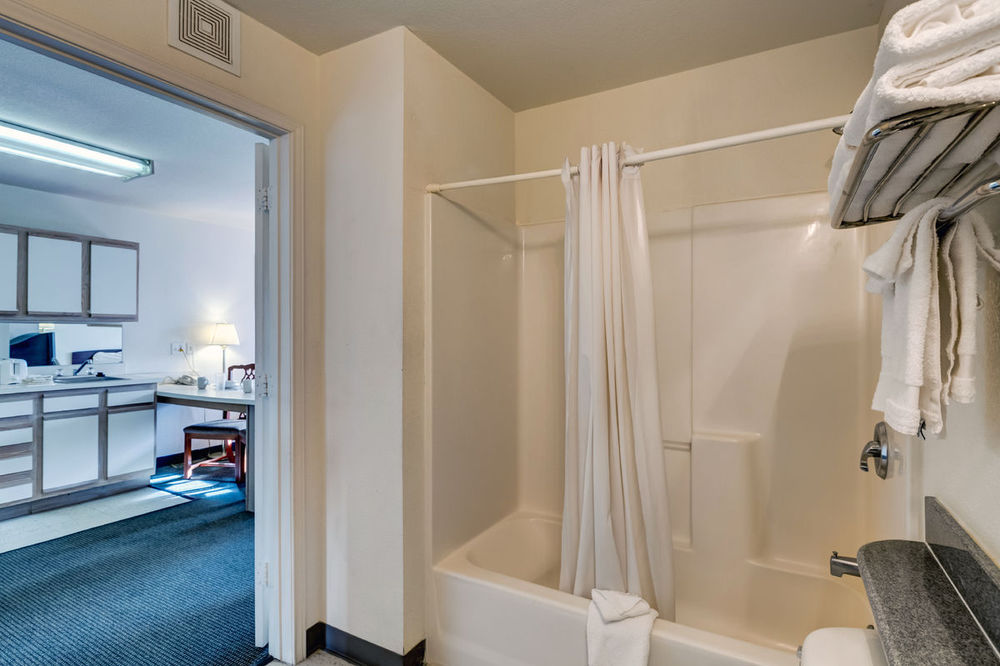 Intown Suites Extended Stay Select Denver - Aurora South Стая снимка